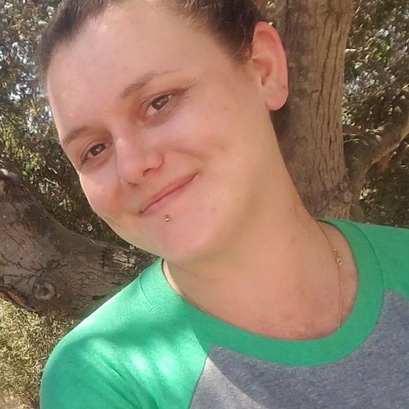 Meet your Posher, Lani - Picture 1 of 1